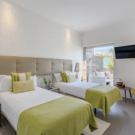Zen By Welcome Tenerife 아데제